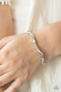 Twisted Twinkle White Bracelet