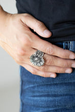 Load image into Gallery viewer, Farmstead Fashion Silver Ring
