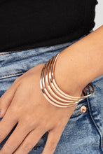 Load image into Gallery viewer, Tantalizingly Tiered Gold Bracelet
