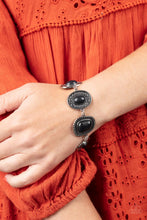 Load image into Gallery viewer, Taos Trendsetter Black Bracelet
