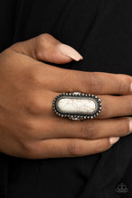 Load image into Gallery viewer, Sedona Scene White Ring
