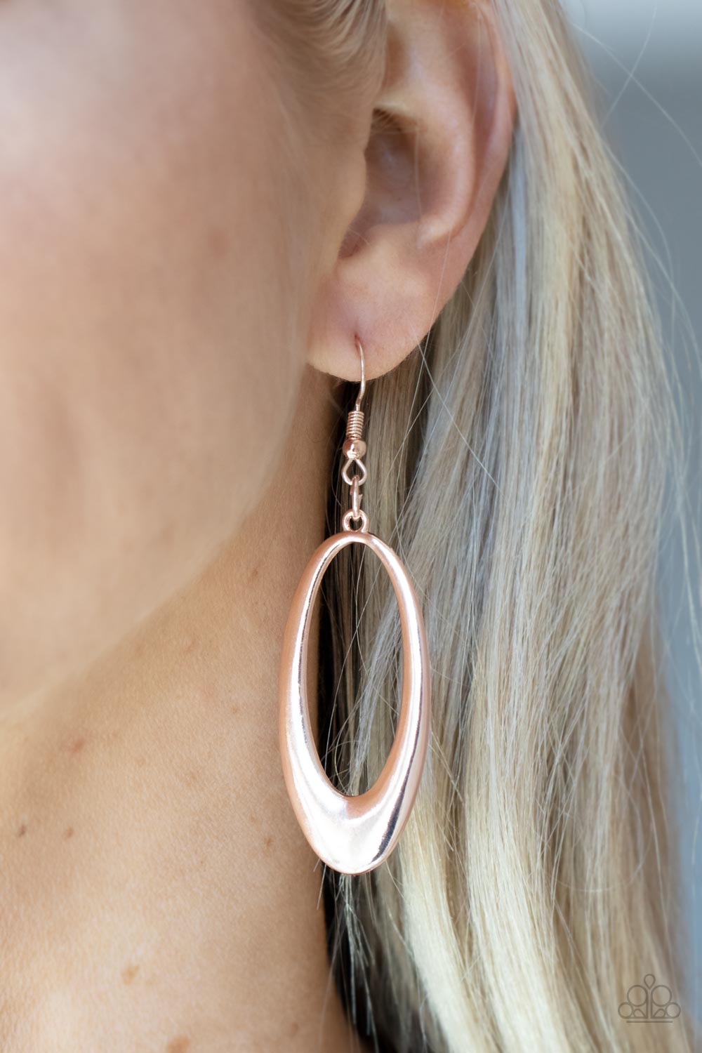 OVAL The Hill Rose Gold Earrings